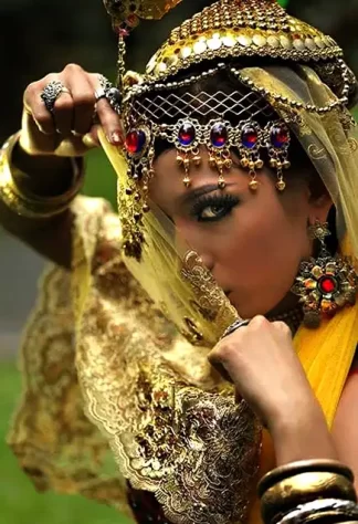 Oriente 44
